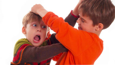 هل ابنك متنمّر؟