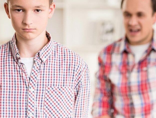 التربية الاستبدادية ماهي وما آثارها