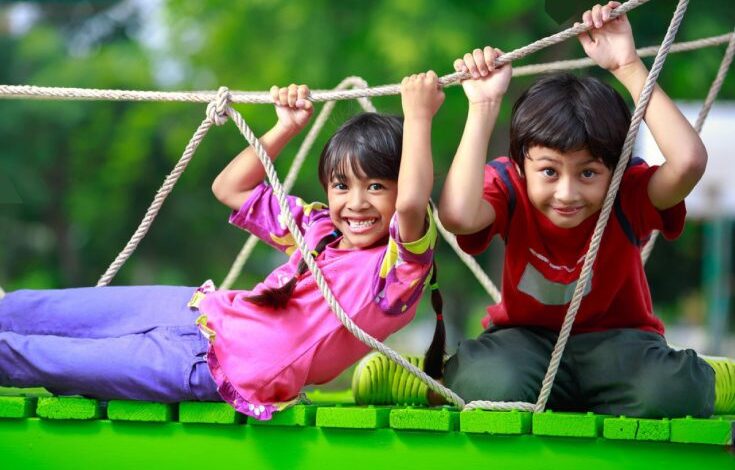 9 أنواع من اللعب لنمو الطفل ونموه